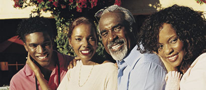 Smiling family (h)